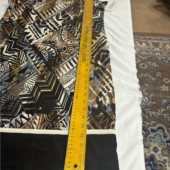 NWT 2pc. Studio 1 size 16 geometric design dress and solid black top. - Picture 6 of 11